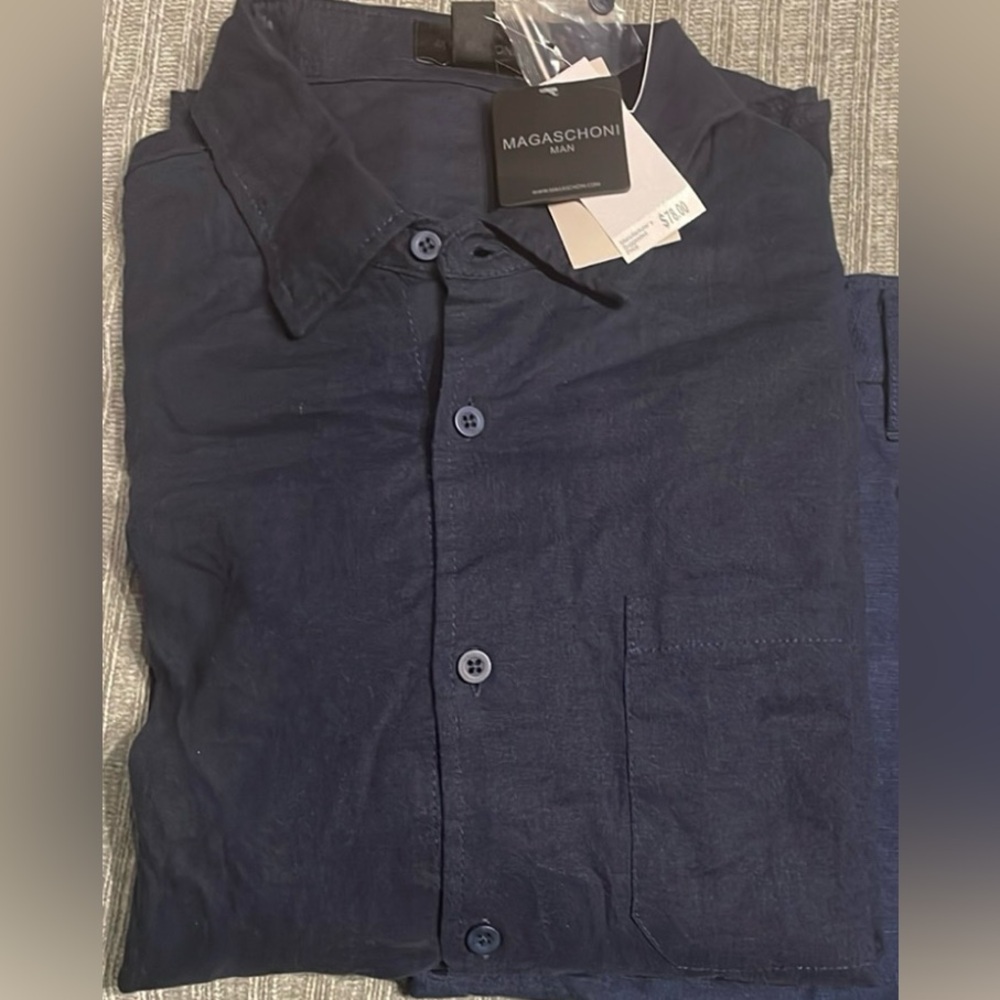 Magaschoni Man European Linen Lightweight Button Up